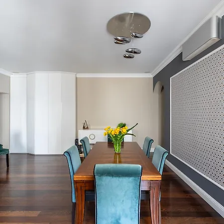 Iflat Contemporary Elegance In The Heart Of Rome