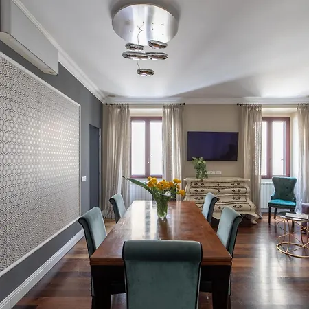 Iflat Contemporary Elegance In The Heart Of Rome