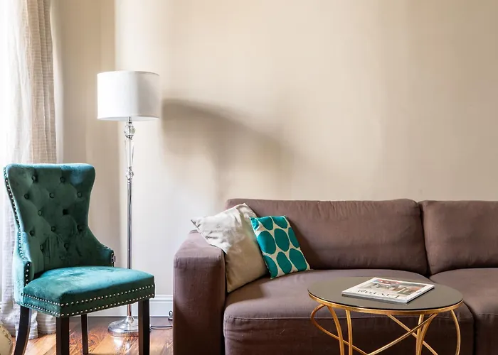 Iflat Contemporary Elegance In The Heart Of